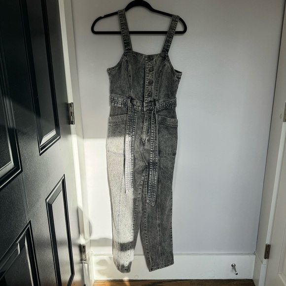 Universal Thread Black Denim Jumpsuit / Overalls - Picture 1 of 4